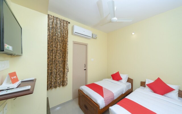 OYO 16346 Ss Residency