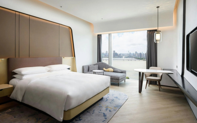 Renaissance Zhuhai – Guest Rooms – Zhuhai