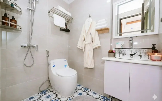 Aurelia Aparthotel Hanoi