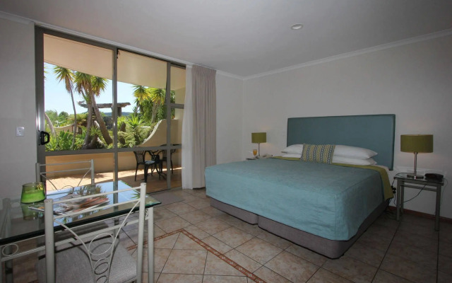 Breakers Motel
