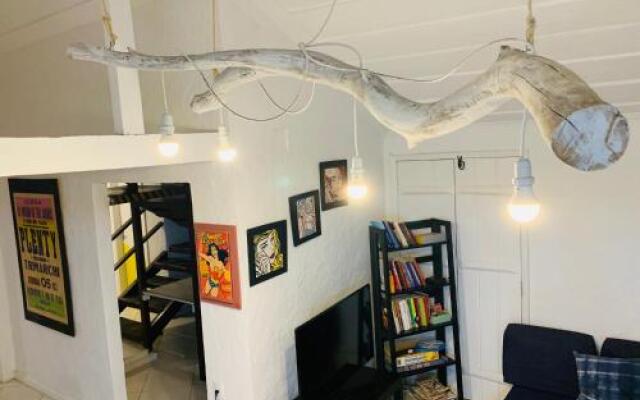 Blanca Hostel & Bar