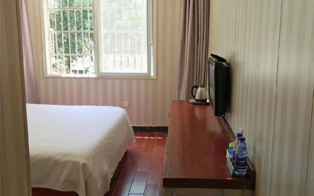 Tianhai Chain Hotel (Lushan High-speed Railway Station branch in Chaisang District)