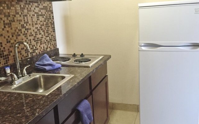 Americas Best Value Inn Romulus Detroit Airport