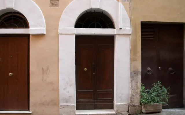 Apartment In Historical Centre Of Rome