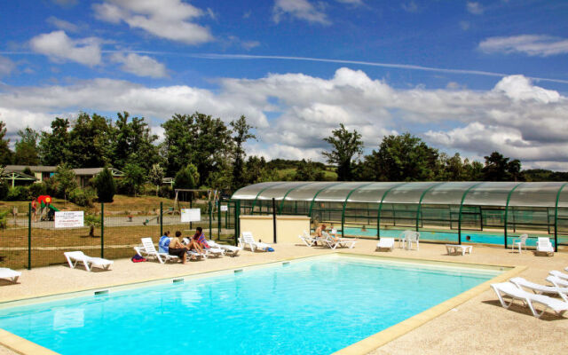 Hameaux de Miel Hotel