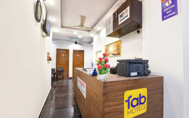 Fabhotel Np International