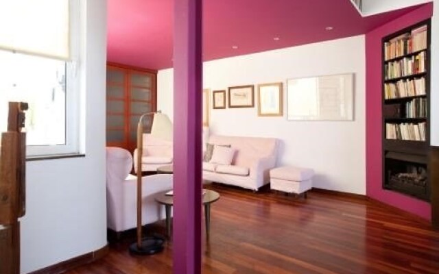 Centric Apartment Picasso