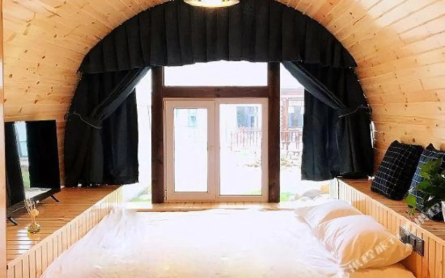 Taoxian Small Town Hotel(Shengyang Taoxian Airport, Hunnan Municipal Government)