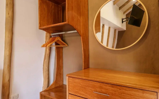 w Prestigious 3BR House in Villa Sagrado