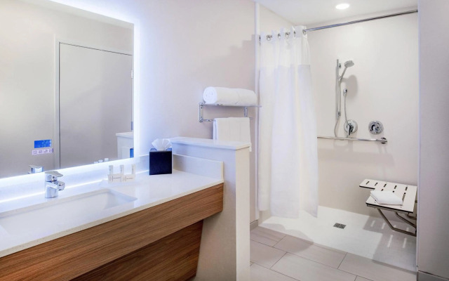 Fairfield Inn & Suites by Marriott McPherson