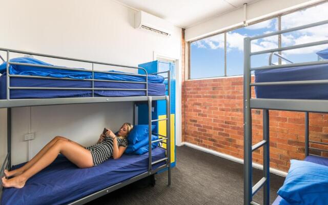 Cloud 9 Backpackers Brisbane