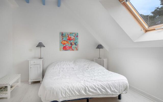 Maison familiale avec un grand jardin a Arzon