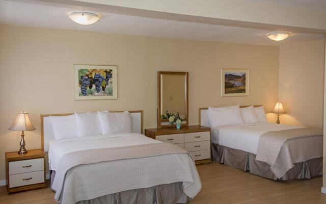 Crown Resort Motel