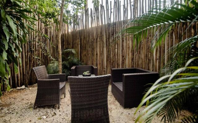 Beautiful Villa with Private Jacuzzi in Aldea Zama