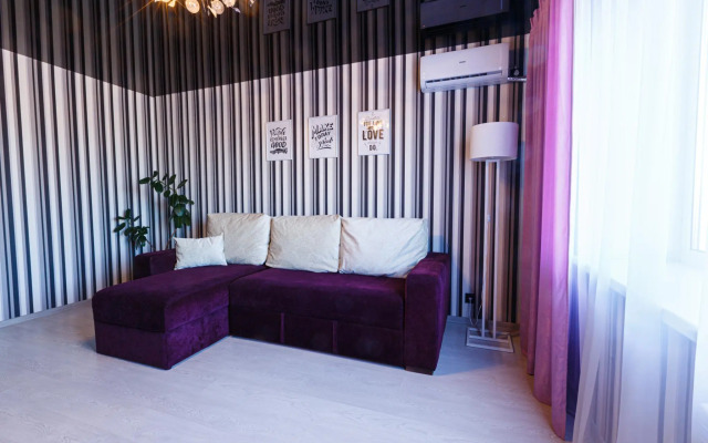 Апартаменты на улице 50 лет ВЛКСМ 11