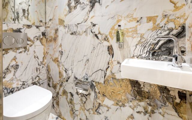 Luxury & Spacious 5 Bedroom 3 Bathroom Notre Dame