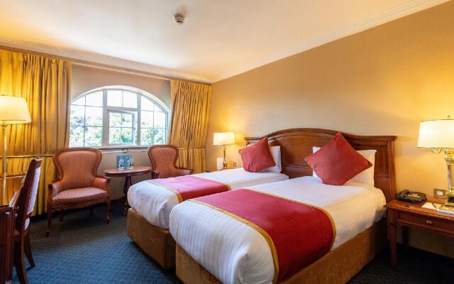 Killarney Avenue Hotel