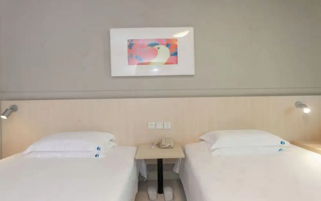 StarChain Qijiang Hotel - Zhongshan Xingzhong Square Sunwen Pedestrian Street Branch