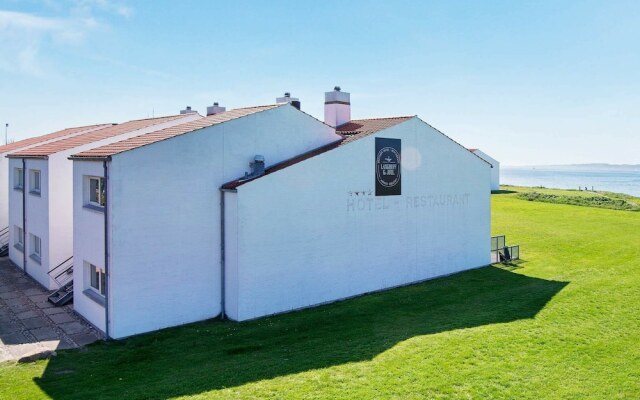 Spacious Apartment With Indoor Whirlpool at Ebeltoft Jutland