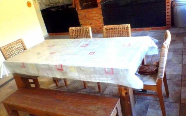 Casa em condomínio com Sauna e Piscina