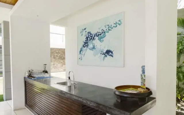Villa Aqua
