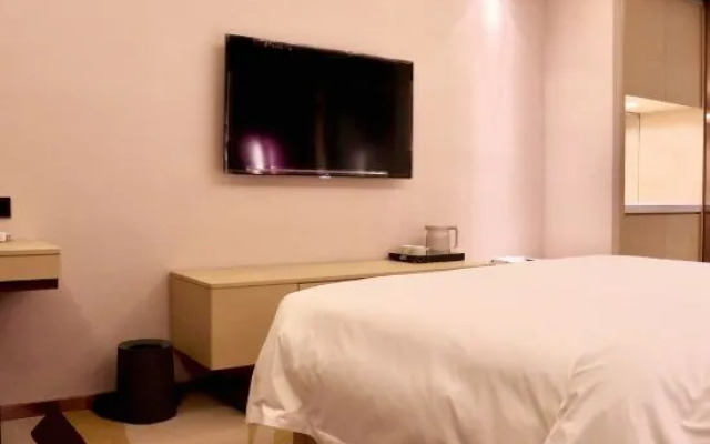 Lavande Hotel (Shenyang Palace Museum Middle Street Pedestrian Street Metro Station)