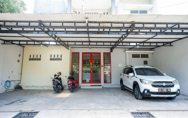 OYO 3170 Songo Residence