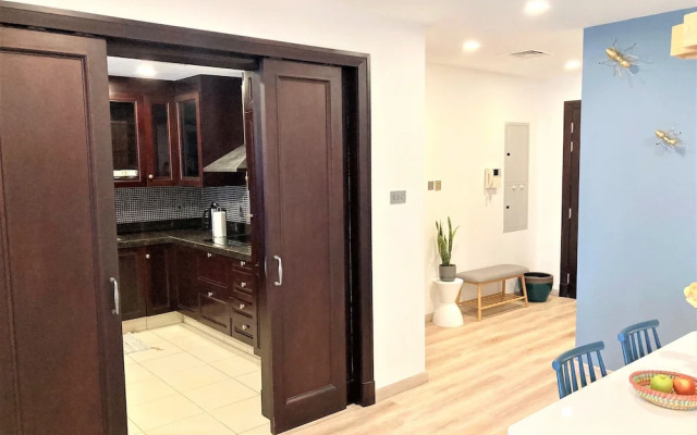 Luxurious 2 bedroom w/terrace Downtown