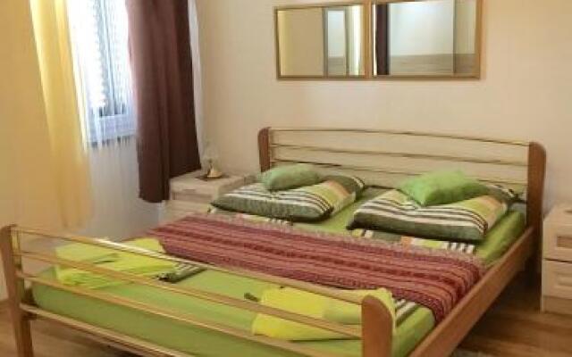 Ana Apartment