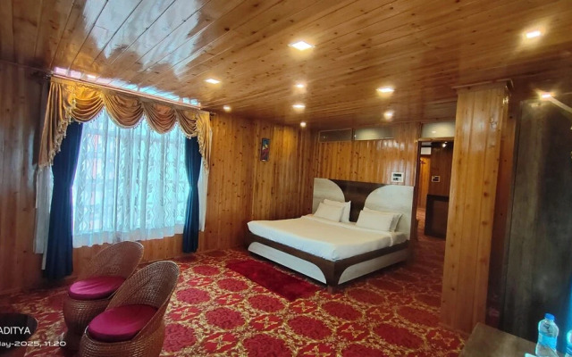 The Kaizer Valley Hotel