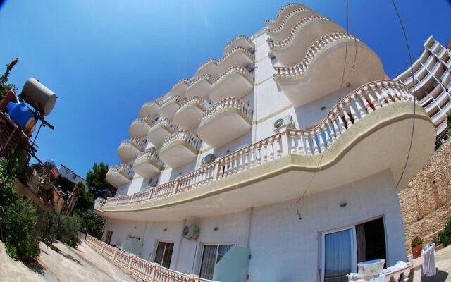 TOP Sea View Apartments