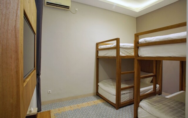 Arkananta Villa - Hostel