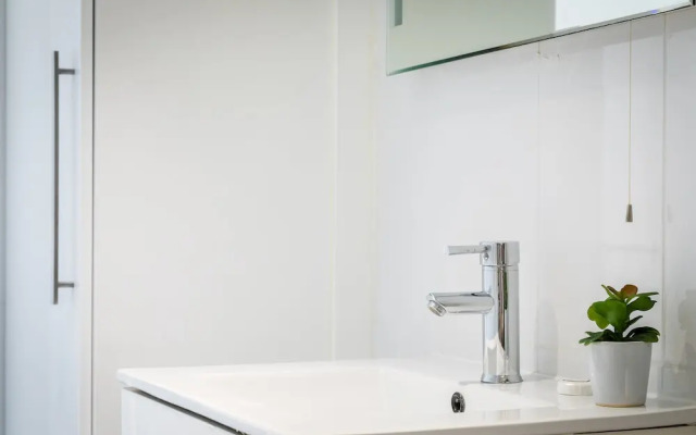 4-bedroom Villa on Marble Arch