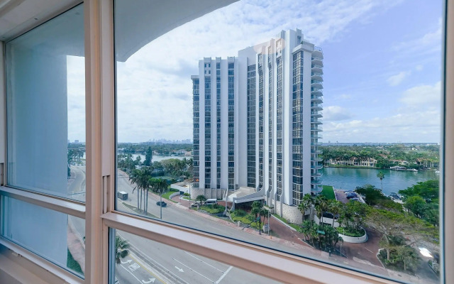 SeaStays Apartments