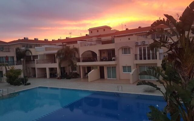 Spacious 2-bed Apartment in Sotira With Pool