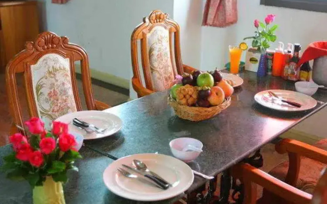 13 Coins Bang Yai Hotel