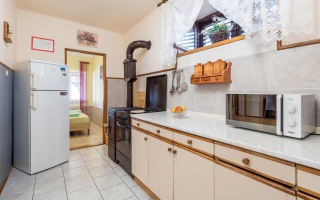 Awesome home in Senj with Jacuzzi, WiFi and 2 Bedrooms