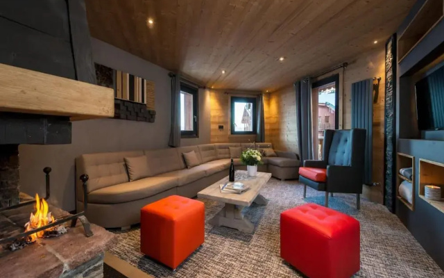 Chalet in Val Thorens Near Ski Slopes