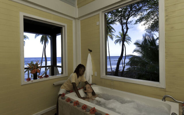 Rosalie Bay Eco Resort & Spa