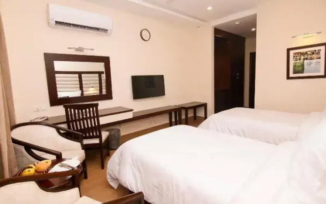 Hotel One Rahim Yar Khan Club Road