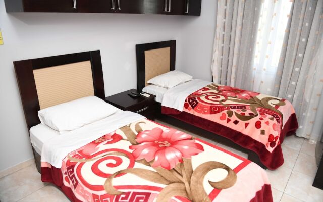 Hotel Bardhi