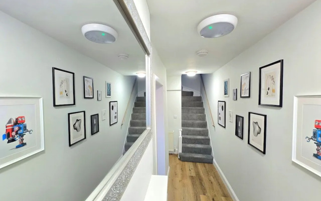 3-Bed Home in Glasgow