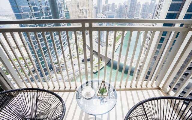 Nasma Luxury Stays - 52 42 Tower  1