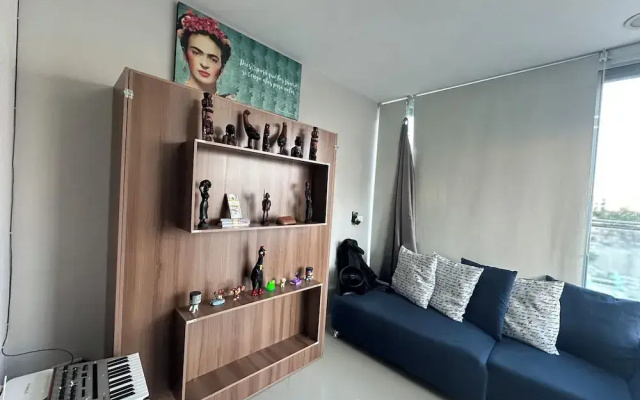 2BR Penthouse with Rooftop Pool