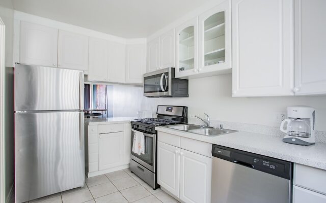 WanderJaunt | Basilica | 2BR | Point Loma