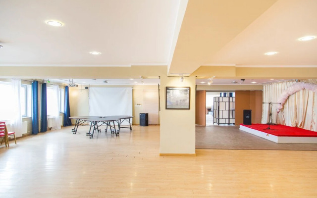 Mount Bogd Apartment