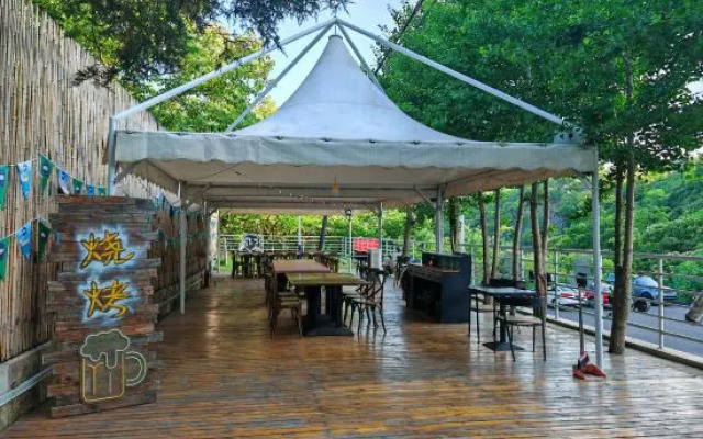 Pansaki North Station Guesthouse