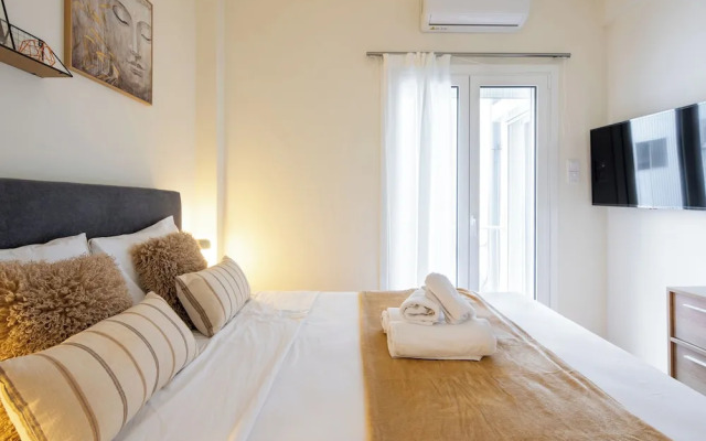 Zephyr 3-Bedroom Apartment in Athens