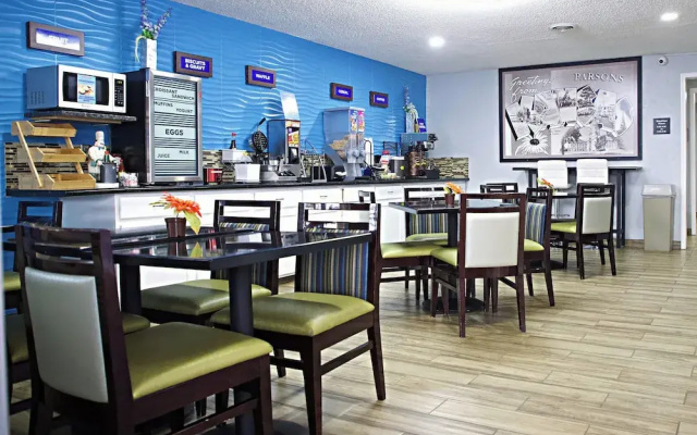 Express Inn Parsons