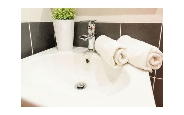 Central Station Studios II - Vacation Rentals
